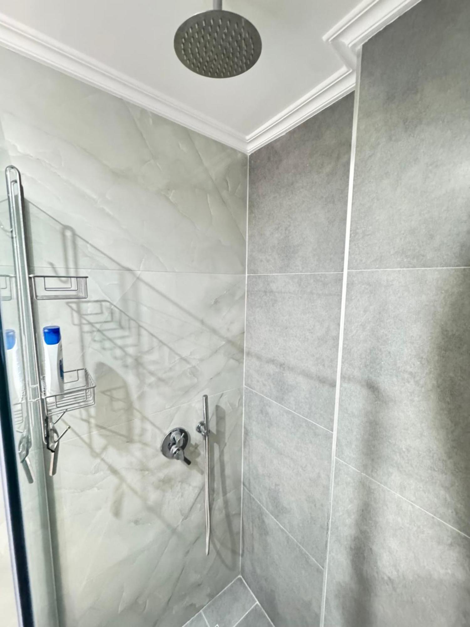 Sun & Sea Apartment Saranda Luaran gambar