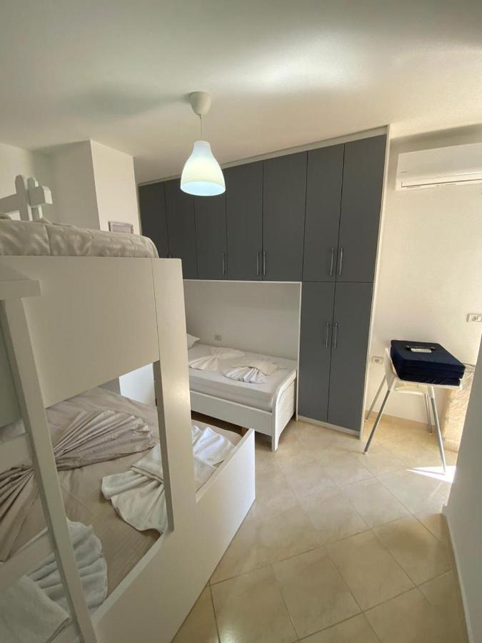 Sun & Sea Apartment Saranda Luaran gambar